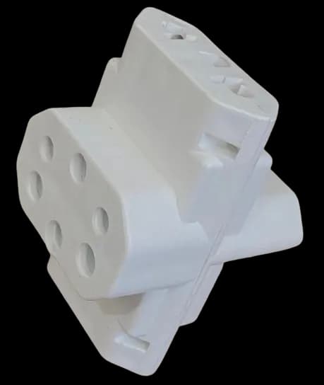 ADAPTADOR ''T'' ( BENJAMIM)  - 3x1 10/20A